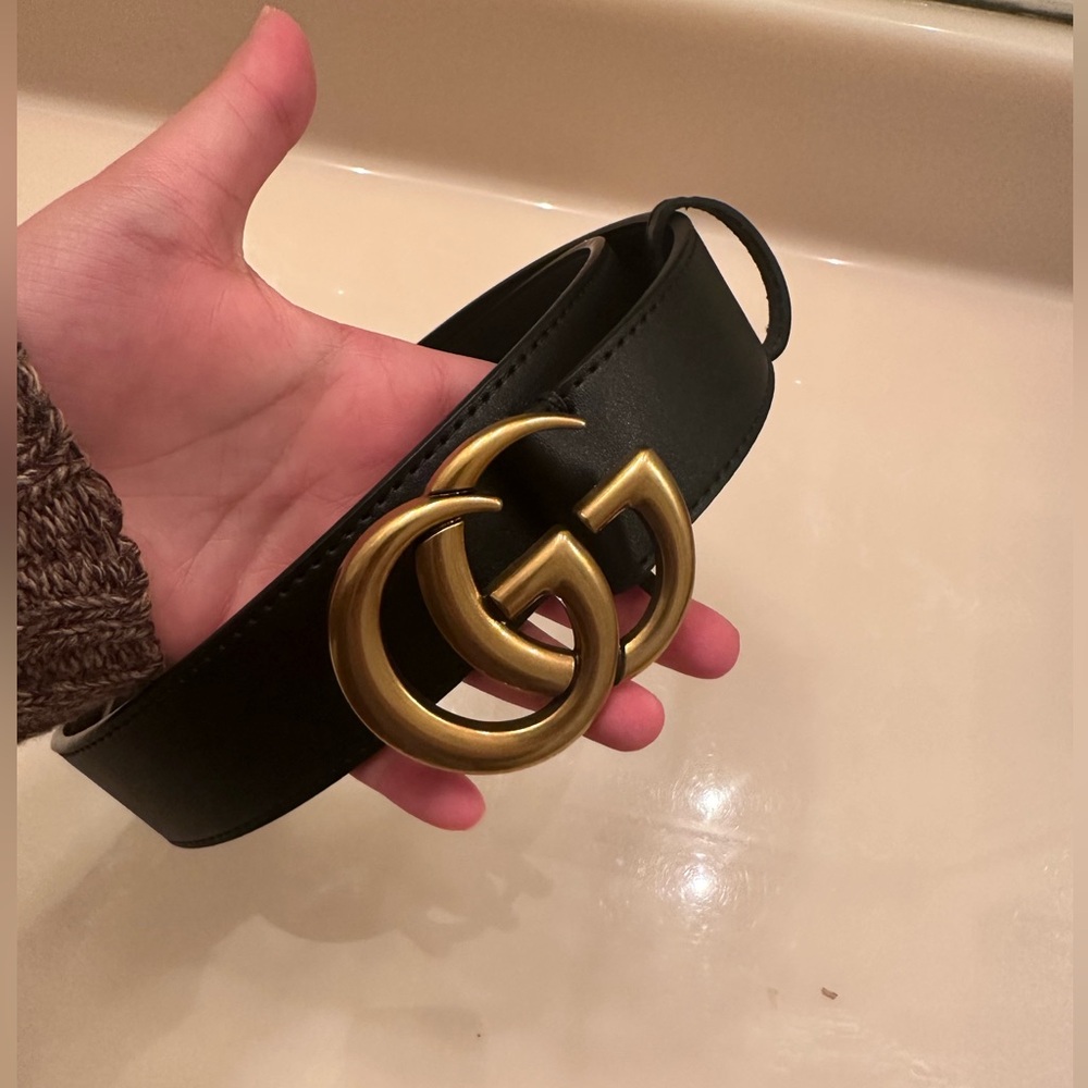 GG Marmont belt with gold hardware.  Size 30-33. - Picture 6 of 11